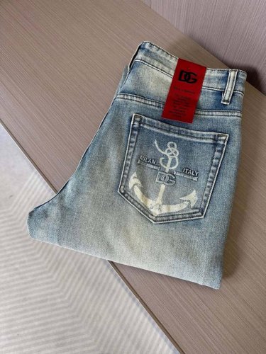 D&G杜嘉班纳25Ss夏季新款牛仔裤 高端品质 面料超级柔软舒适 直筒版型 上身修长 万能搭配款 码数 30 31 32 33 34 36 38