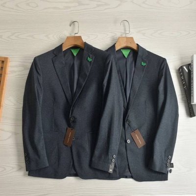 颜色：图片色 尺码：M 170 L 175 Xl 180 2Xl 185 3Xl 190 4Xl 195 高订严选！时尚精品！ Bv 葆蝶家 限定蝴蝶胸标休闲单