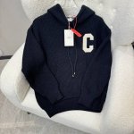 Celine赛琳 Ce24Fw秋冬新款C字母刺绣时尚休闲保暖针织卫衣 面料表面立体感十足的竖条纹理肌理 细腻清楚且富有光泽 手感舒适亲肤 一眼就能辨别的高级奢华