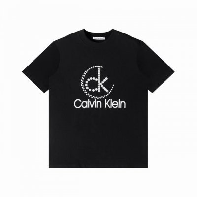 Calvin Klein Ck重工珍珠镶嵌印花圆领短袖T恤 280克纯棉双砂面料 所有面料均已提前做过缩水 品质第一 所见即所得 不会洗一次版型就有所变化的 区