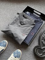 专柜顶级冰氧锦棉 人气爆款 Moncler 蒙口专柜新品轻奢商务休闲无痕短袖polo衫 恒隆在售万元级 款号 9901 蒙口家今年最新液氨锦棉面料 带有冰凉因子