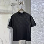 L*新款渐变格子圆领T 颜色:黑 白 码数:M~3Xl