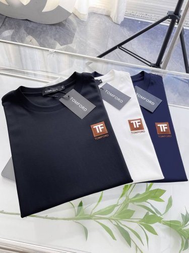 Tf 独家专供秋季新款时尚休闲圆领短袖，高密度纯棉面料，高级密针刺绣、高端欧版原单T恤，潮流时尚休闲半袖 透气舒适度高，细节无可挑剔，品牌元素设计理念，体现高品