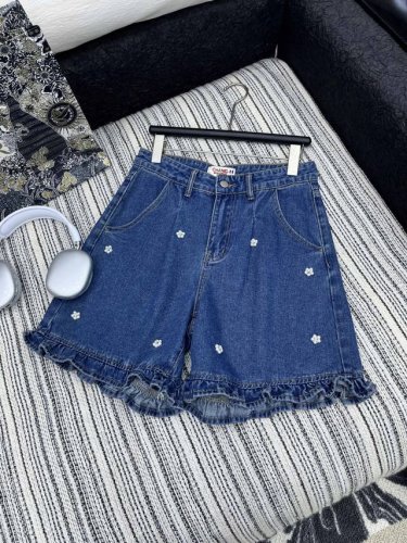 爆款现货 原单品质 Chane*｜25新款中古系列荷叶边手工钻牛仔裤 爆单系列款 气质女神必入 重工手工 满满的高级感 经典剪裁 拉长身材比例 实力遮肉显瘦！永