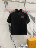 Gucci 古驰 320克圆领短袖T恤 红绿织带袖子拼接 刺绣1921字母Logo 官方同步 1:1原版开模 时尚个性 百搭潮流 纯原品质 原版洗水面料 吊牌