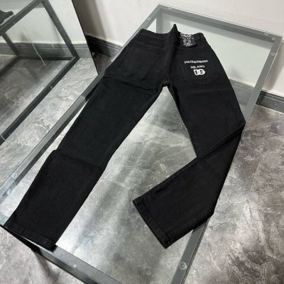 款号K148 Dg刺绣Logo春夏新品薄款牛仔裤 专柜主推黑牛仔裤奢华感十足皮标Dg五金 爆款 帅气高端轻奢经典修身小直筒版型裁剪设计男士板型十足腔调.超有型简