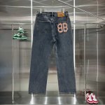 巴黎世家 & Balenciaga 经典新款双Blogo牛仔裤 最新品，原单狠货，水洗休闲牛仔裤，进口原版水洗弹力面料，舒适有弹性，原版五金辅料装饰Logo，版