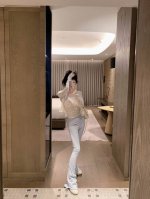 模特实拍已加入保护 货号 10726 大长腿裤腿标马蹄裤 黑色 蓝色 S M L