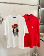 价格P：短袖 衬衫 品名： * 小熊刺绣植绒短袖炙热红衬衫 尺码：M.L 颜色：白色 红色 小熊T+红衬衫，甜妹的复古校园Ab面！这套疯狂心动预警，衬衫当外套