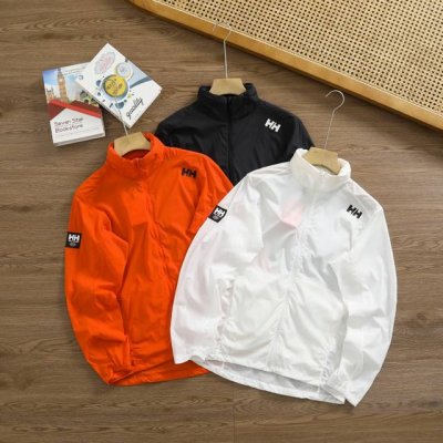 新款上新 品牌：海丽汉森 Helly Hansen 尺码：S-M-L-Xl-Xxl 颜色：宝石黑-白色-桔红色 类型：轻量户外运动冰丝透气皮肤衣 材质：冰丝凉感