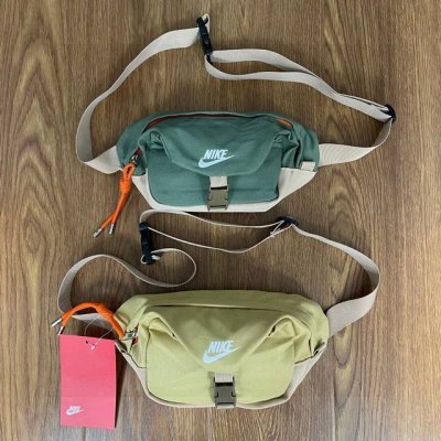 Nike耐克折叠卡扣拼色包包多功能运动休闲腰包胸包手提包单肩包斜挎包 质感舒适面料，防刮耐磨 材质：尼龙 颜色：黄色 绿色 尺寸：29X 7 Cm Id：803