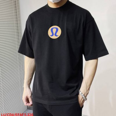 l326 Lulululemon 立体Logo印花短袖T恤，高级腔调的高阶短袖，辨识度超高的一件，自带时髦Bgm，将简约玩到极致。立体层次感结合休闲版型，碰撞出