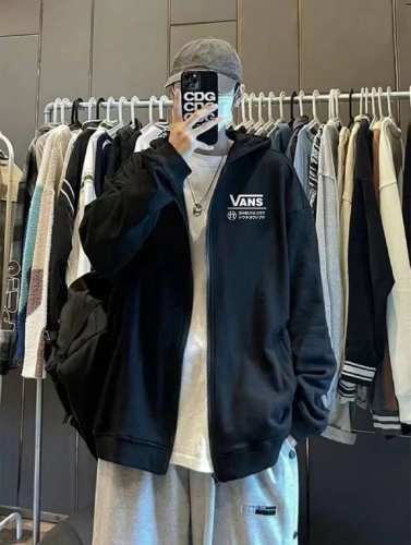 Vans 万斯涩谷限定日系春季开衫拉链连帽卫衣毛圈外套 精选垂感一流复合双层南韩丝高级纯棉毛圈面料 手感超棒 丝滑垂坠 质感高级一眼万年春季外套出行最优解 细腻