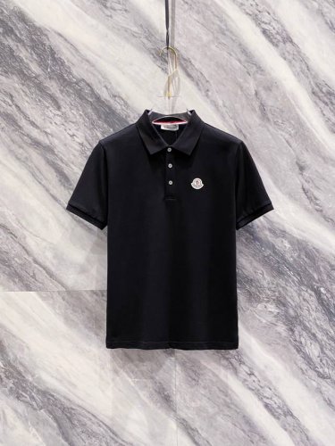 mon*Cl*R 蒙系2025春夏新品 Mon徽标男士翻领Polo衫短袖T恤 经典的Polo衫一件必不可少。对于崇尚休闲而又不失风格的人来说更是必备款.翻领设计