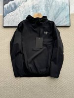 Arc'teryx 始祖鸟新款户外连帽运动休闲速干长袖T恤！ 这款连帽衣专为攀岩.跑步.运动健身和徒步旅行者设计，为户外爱好者遮蔽阳光，提供运动过程中的舒适体验