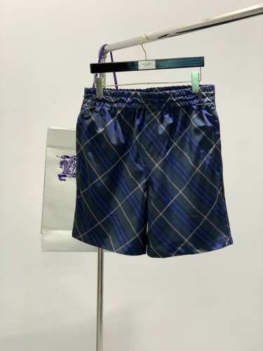 Burberry 巴宝莉 2025夏季最新品 专柜同步有售 原单狠货 时尚休闲短裤 进口原版面料 上身舒适透气 顶级刺绣字母图案Logo 原版五金辅料装饰 档次