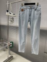 驴牌 25Ss春夏新款牛仔裤 面料带弹力 浅蓝色洗水牛仔色 后口袋开模原布定位刺绣品牌字母Logo标识 时尚潮流必备单品 单色 码数：29-38 35 37 X