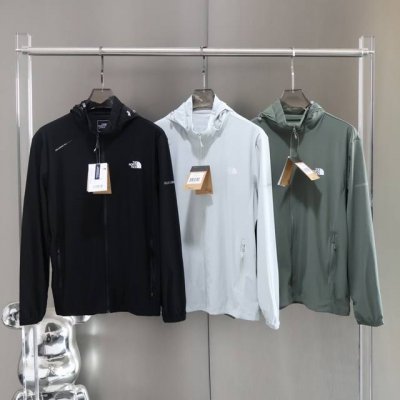 芯片版本 顶级品质 the North Face 北面2025夏季可拆卸两穿连帽防晒防风 皮肤衣 外套 男女同款 情侣款 专柜同步发售 纯原版本出货 面料采用天