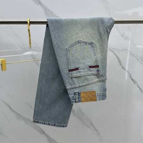 Gucci 古驰 高端定制、2025早春最新款阔腿直筒牛仔裤 柜台同步发售 进口固色面料 原版定制复刻 客供五金辅料 原单品质 重工洗水 做工走线精细 上身绝佳