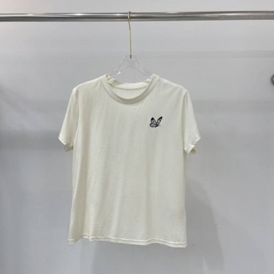 新款时尚短袖T，上身非常好看 ，人手必备单品 ，自留款 ，时尚百搭 。两色Smlxl