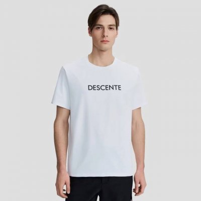 上新# 代工厂P出货！ 2025新品Descente迪桑特男士夏季新款短袖T恤 采用棉质亲肤定制原厂面料 触感细腻 手感顺滑 柔软亲肤 3D立体剪裁 侧缝贯穿式