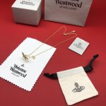 Vivienne Westwood西太后项链顶级最高版本 重磅来袭通过关系搞到一批海关扣押的西太后项链 全球最火的款式之一 可以承载岁月的经典之作 永不过时 独