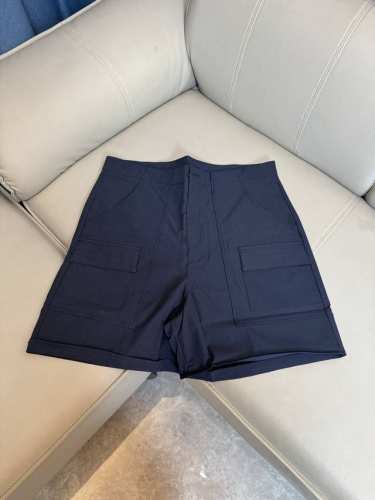 Gucci 古驰X北面Tnf联名合作款系列短裤 - Gucci是意大利时装奢侈品牌，由古驰奥 古驰于1921年在意大利佛罗伦萨创办，中文译作古驰。 - Gucc