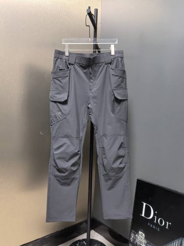 顶级刺绣 军鸟巡逻裤 Arc'teryx始祖鸟军鸟巡逻patrol Ar裤子 1户外爱好者们，今天必须把这款神裤分享给你们！就是这条和Arcteryx始祖鸟Le