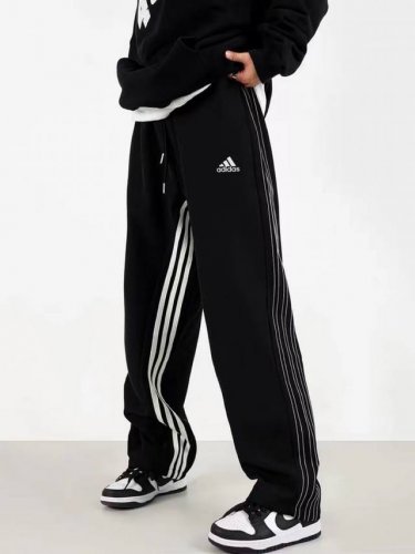 adidas阿迪达斯 三条杠休闲运动直筒垂感长裤情侣款 color: 黑色 Size: M-Xl m 腰围 臀围118 裤长100 Cm l 腰围94 臀围12