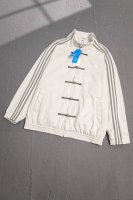 P300 最高版本 Adidas 阿迪达斯 蛇年限定新款 原厂品质 三叶草 刺绣Logo麂皮绒面料 唐装盘扣外套 立领复古休闲夹克 男女同款 这款包帅的 比去年