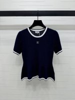上新原单高端品质 Chane* 2025春夏最新系列！花边圆领针织短袖！定制丝麻纱线织造 质感高级 光泽舒适 针织短袖剪裁 通体利用镂空钩针肌理交织 勾勒出波浪