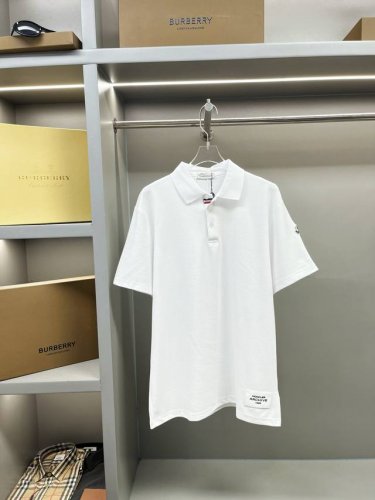 Moncler 蒙口 标识贴片新款polo衫 原版面料 官方同款 采用210克纯棉珠地面料，定制 同缸染面料 手感非常舒服爽滑 版型挺阔有型 一线品牌代工厂p出