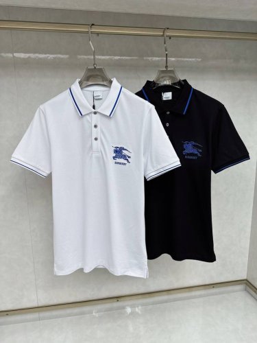 巴宝莉 2025春夏新款Polo领短袖系列。精选顶级丝光珠地棉面料，三标齐全！时尚大牌元素Logo工艺设计，上身版型超赞，面料细腻舒适透气，随意搭配都超级好看时