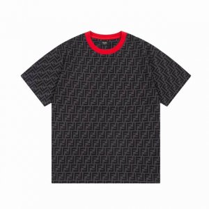 Fendi 芬迪 老佛爷双Ff满印 拼色领 印花短袖T恤 Logo标识精致升级，灵感源自八十年代复古 原版面料 官方同款 定制260克同缸染面料 手感非常舒服