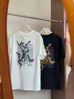上新 Arcteryx 始祖鸟24Ss龙年限定款后背大Logo情侣款短袖T恤，最火的鸟家系列，你值得拥有绝佳夏季穿搭必备单品 经典百搭永不过时系列，男女同款 情