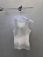 克罗心 ｜ 新款背心，成衣洗水吊磨喷色工艺加全身烫彩色十字标钻，尺码Sml