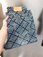 P260 G*Venchy 纪梵希2025早春新款男士宽松直筒牛仔裤 官网同步 时尚个性爆款高端定制 原单狠货 提花Logo图案设计 定制进口丹宁水洗牛仔纯棉面