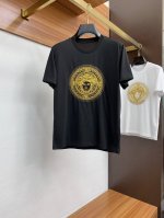 范思哲 2025春夏新款首发专柜最新款短袖圆领T恤 高端订制 设计前卫时尚！品牌Logo重工艺设计 高端定制丝光棉面料.手感柔软.穿着舒适.专柜级别精致车线.做