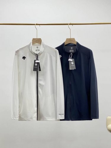 Descente 迪桑特男士立领户外运动休闲皮肤衣！ 夏季新款户外休闲系列超薄防晒皮肤衣，情侣款超薄透气！这才叫皮肤衣！全身立体剪裁、上身修饰身材！立显质感！