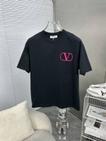 Valentino华伦天奴 2025Ss春夏高品质情侣短袖T恤，高克重260G纯棉T恤，工艺品级别，重工工艺，工艺精湛，车线做工符合精品要求，超级好搭配，品质及