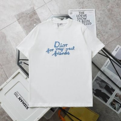 上新 纯原臻品 顶级复刻 Dior 迪奥 新款胸口刺绣Logo圆领休闲短袖T恤 款号：6224 颜色：藏青 白色 购入原版开模打造，全套定制辅料，细节决定成败。