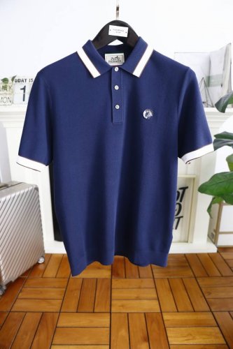 爱马4 Herm*S. 2025夏季新品男士翻领短袖polo衫胸前品牌经典绣花Logo设计 任何人都可以轻松驾驭 采用高档顶级伊力特面料 非常显档次懂货的必须入