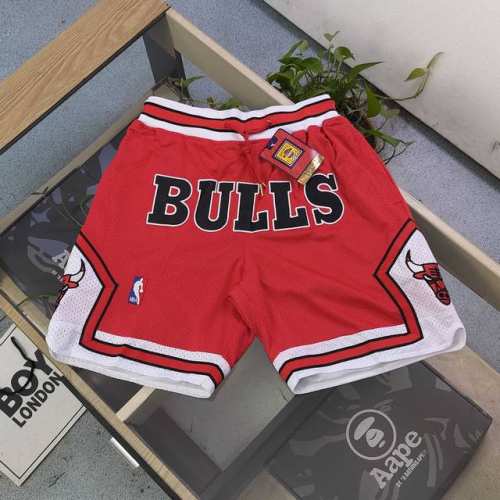 上新 款号：Ysk09 顶级刺绣 2025新款Mitchell&Nessjust Don联名芝加哥公牛队刺绣“Bulls”速干篮球短裤，每一处细节都诉说着芝加哥