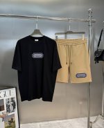 上衣 裤子 Dior*迪奥25S夏季新款五分短裤可搭配T恤.经典刀片字母造型.立体刺绣工艺.视觉感受超前！悬垂感强！手感质感都极完美.时尚又好看！常规版型效果超