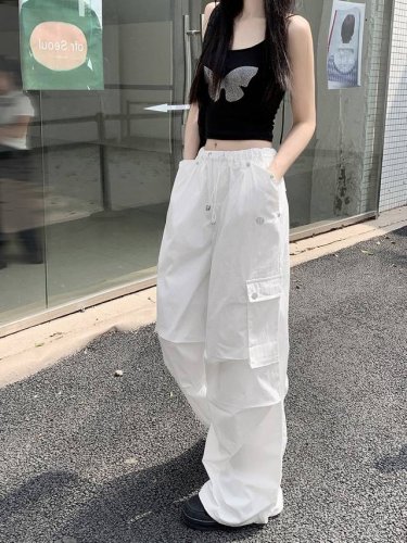 露露乐檬Lululemon 时尚与功能并存！Lululemon 这条神裤必入 宝子们，Lululemon 又双叒叕带来惊喜啦！这款新款高街速干锦纶抽绳宽松设计感