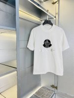 穿210斤 胖子福音 情侣装蒙口Moncler 原单品质 2025最新款 男装短袖T恤 精选专柜订制顶级丝光棉进口面料 所有细节做工完美1比1复刻 还原正品百分