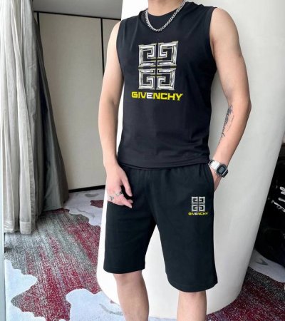 直 品牌 Givenchy纪梵希 2025春夏季新品背心套装 经典简约款式 任何人都可以轻松驾驶 进口定制丝光棉面料 手软舒适有型 吸汗透气 胸前经典品牌字母L
