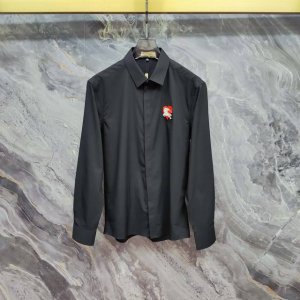 巴宝莉 Burberry 2025春夏新款长袖 衬衫 衬衣，高端版本！专柜定制面料 透气舒适度高，细节无可挑剔，品牌元素设计理念，体现高品质。手感细腻柔软！呈现