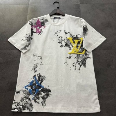 爆款推荐 Lv 路易威登2025新款立体发泡短袖T恤 高版本高品质原版面料 网红明星同款 定制32支双纱280克重棉 网点印花+立体发泡工艺 手感非常舒服 超级