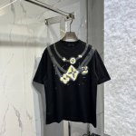 l*新款吊坠字母短袖T恤 颜色:黑色 白色 码数:M-2Xl